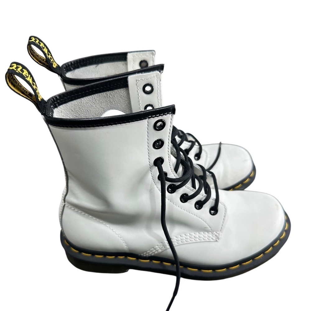 Dr. Martens 1460 White Smooth Leather 8 Eye Lace Up Combat Boots Mens 6 Womens 7